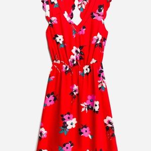 Brand New with tags attached 41 Hawthorn printed dress.Size small petite ♥️